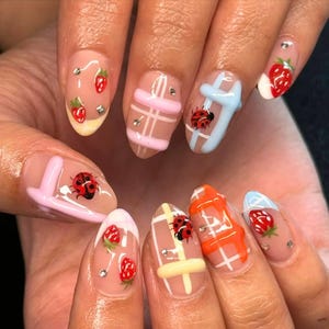 Crazy Ladybug Press on Nails, 3D Kawaii Strawberry Y2K Nail Art, Custom Hand-painted Nails, Short Nails, Summer Fake Nails, Stick On Nails.