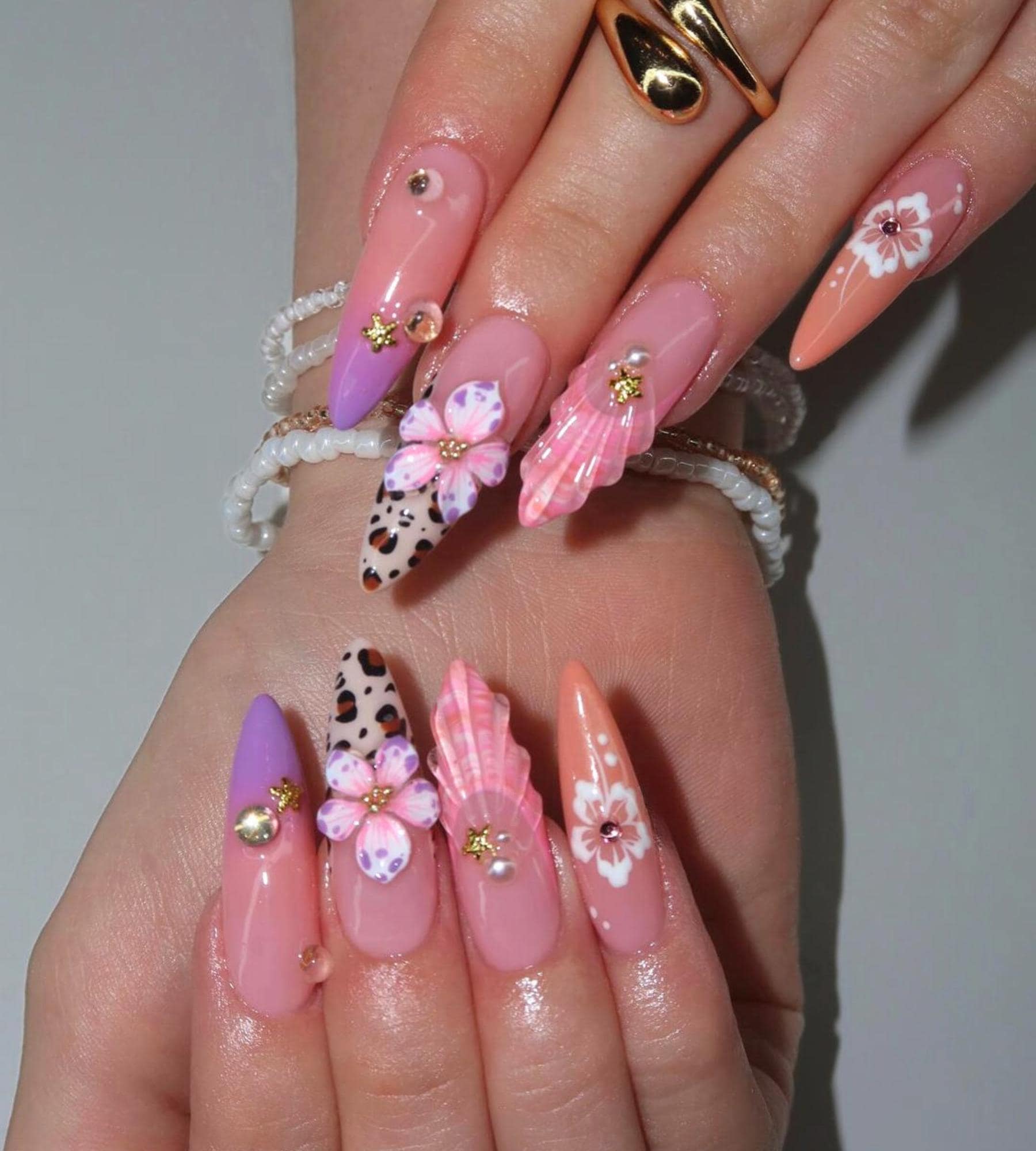 Flower Garden With Zebra Print Press on Nails, 3D Seashell Nails