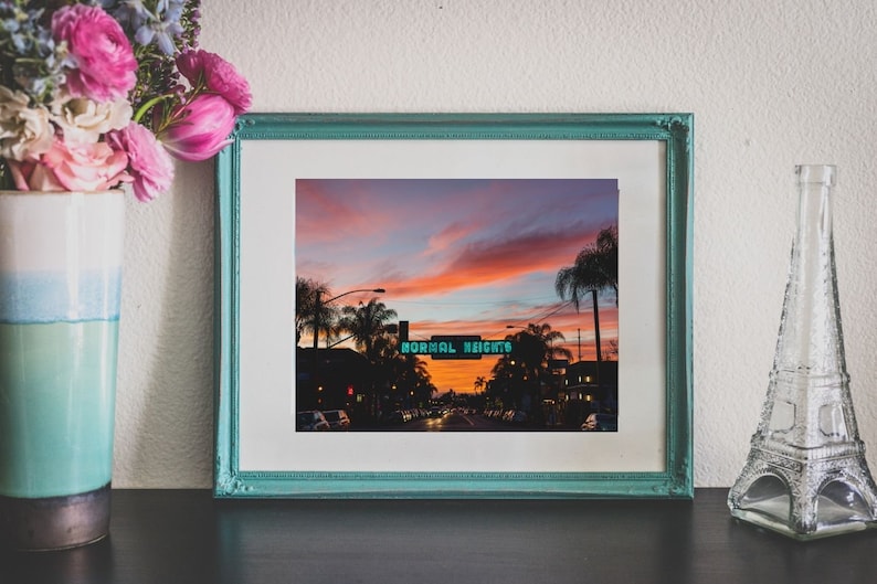 Letrero de neón de Normal Heights - Foto de puesta de sol - Decoración del hogar en San Diego imagen 3
