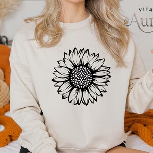 Sunflower Sweatshirt, Floral T-Shirt, Sunflower Hoodie, Flower Sweatshirt, Womens Fall Sweatshirt, Sunshine Sweatshirt, Garden Sweatshirt