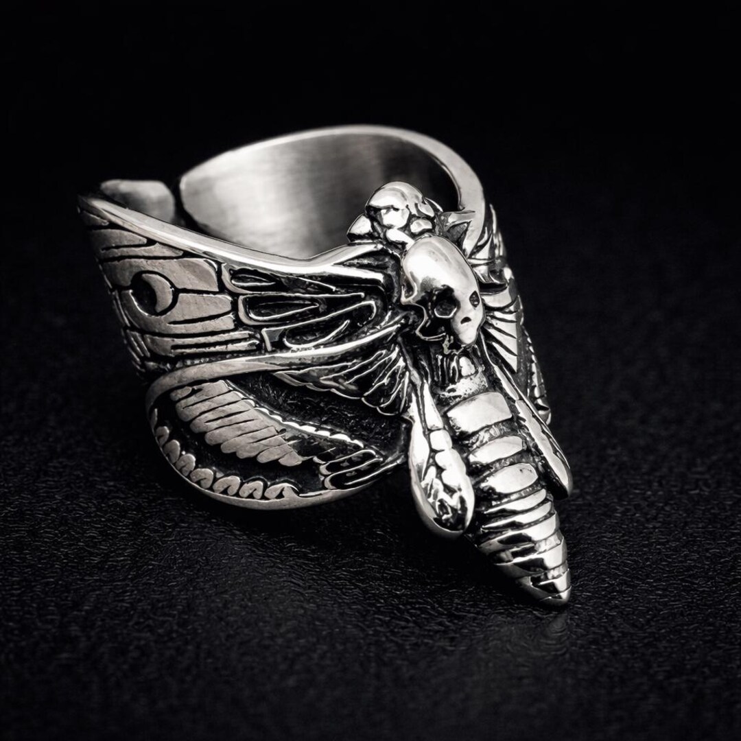 Hawk Moth Rings Biker Hawk Moth Skull Ring: Stainless Steel Gothic Motorcycle Accessory ...