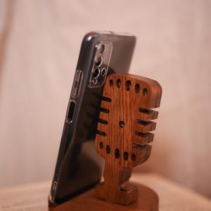 Wooden Microphone Phone Stand, Retro Style Desk Accessory, Musician Gift