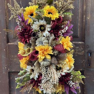 Fall Wreath, Fall Swag, Sunflower & Autumn Leaves Fall Swag, Fall Swag, Front Door Swag, Teardrop Swag, Thanksgiving Decor, Autumn Wreath