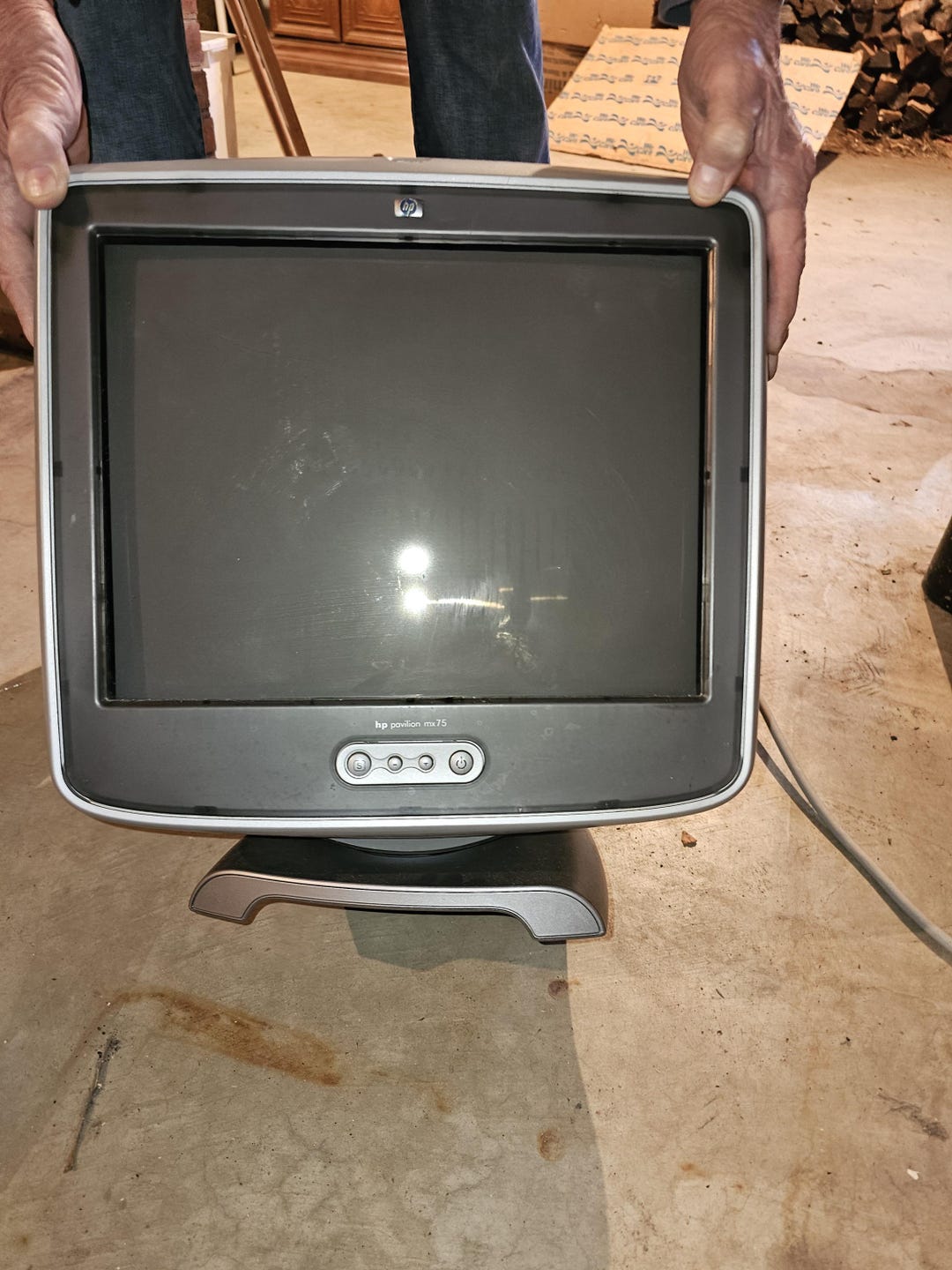 Vintage 2001 HP Pavilion P1499A 16