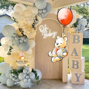 Globo de Winnie the Pooh con forma de mosca, recorte de pie para baby shower, decoración grande con línea de corte, fondo de fiesta, Pooh de pie, personaje para revelar el género, él o ella