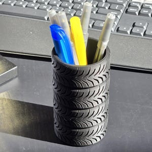 Tire Pen Holder: Car Enthusiast Desk Organizer Gift