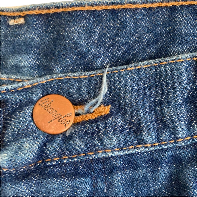 Vintage 90s Wrangler Straight Leg Jeans – Dark Blue – USA Made – 35x34 image 9