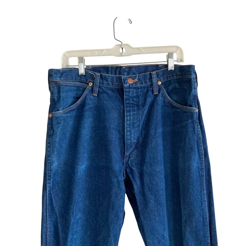 Vintage 90s Wrangler Straight Leg Jeans – Dark Blue – USA Made – 35x34 image 3