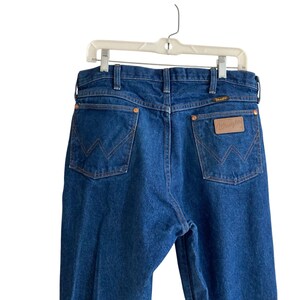 Vintage 90s Wrangler Straight Leg Jeans – Dark Blue – USA Made – 35x34 image 4
