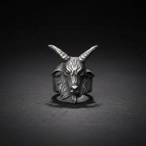 Gothic Baphomet Goat Ring - Occult Statement Jewelry for Dark Style Enthusiasts