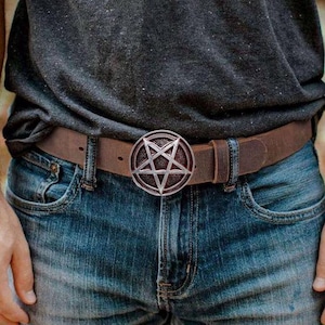Pentagram Belt Buckle – Gothic Occult Biker Accessory, Unique Witchy Statement Belt Buckle