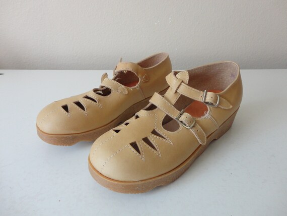 girls tan mary janes