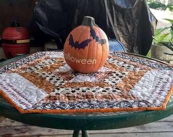 Halloween table Topper