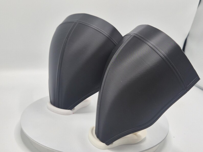 Blade Shoulder Pauldrons / Pads Armor - Wolverine & Deadpool - Custom ...