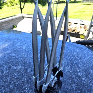 Wolverine Claws with Handplate - 3D Printed Cosplay / Halloween