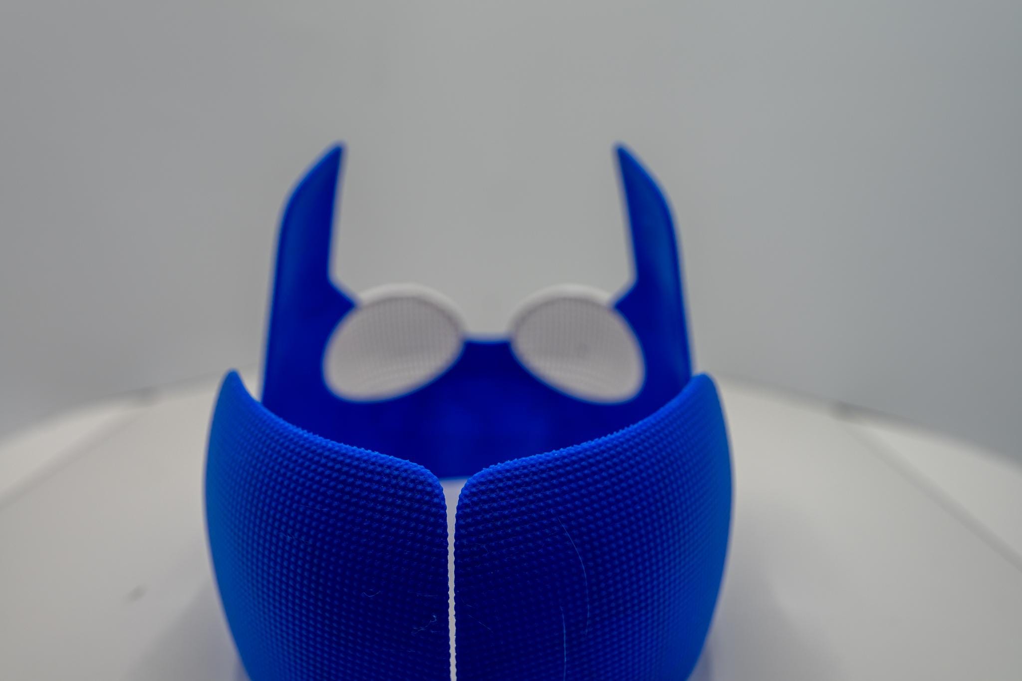 Invincible Mask Rig Invincible Cosplay Mask / Helmet - 3D Printed Cosplay / Display ...