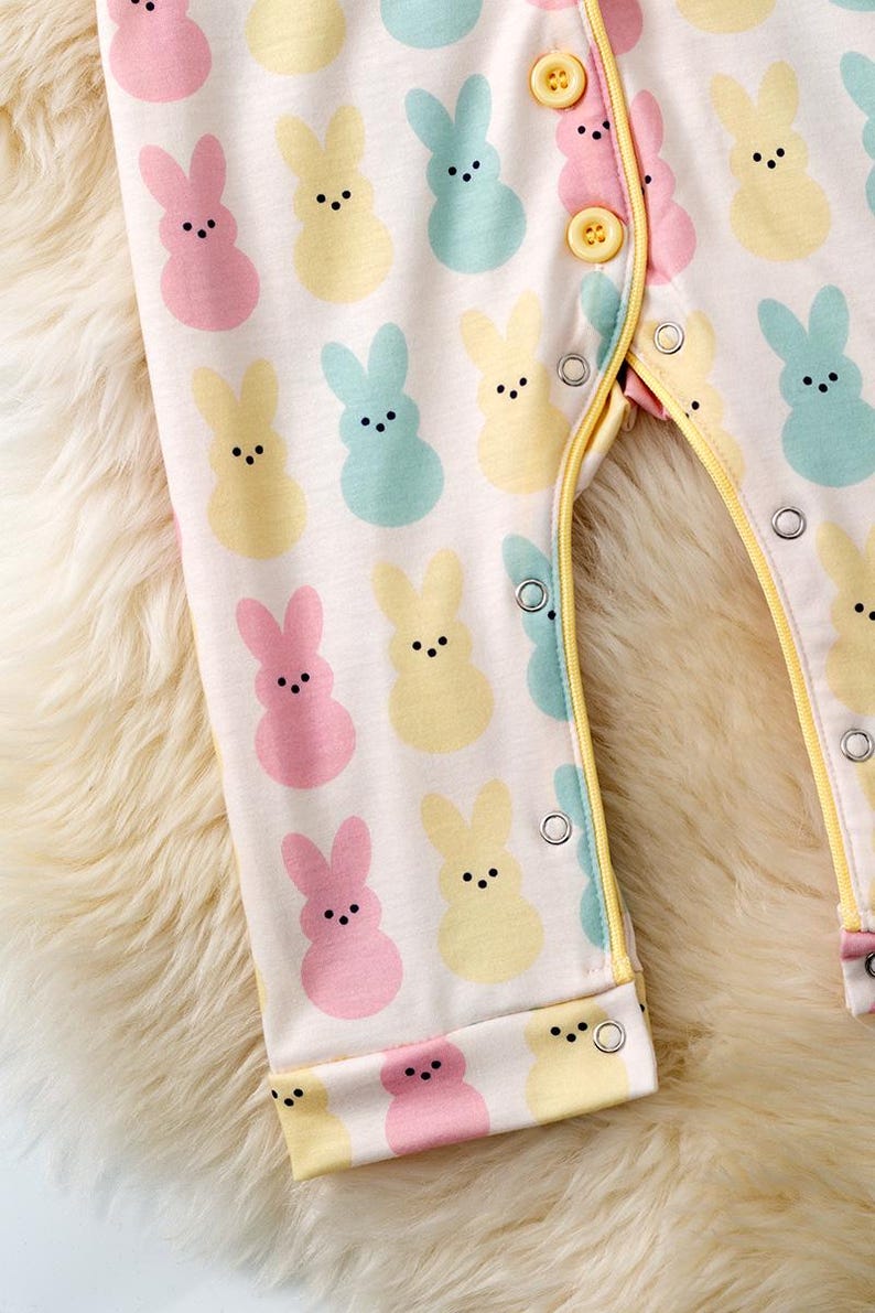 "Peeps" babypyjamas med tryck. RPG60157 bild 4