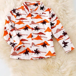 Dessert Cowboy button up shirt with collar.