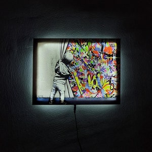 Hinter dem Vorhang Kunst, Banksy Junge Kunst, Bunte Graffiti Kunst, 3D Leinwand, Glaskunst, Tapetenplatten, Leinwand Poster, Geschenk, Straßen Wandkunst
