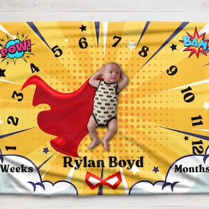 Manta Minky con diseño de superhéroe para bebé: nombre personalizado, manta de recuerdo, rastreador de crecimiento, regalo para baby shower, bebé recién nacido