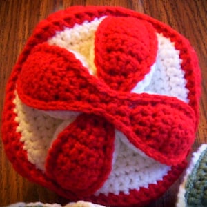 Amish Puzzle Ball