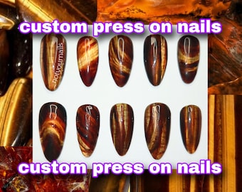 Set de uñas de gel personalizadas hechas a mano. Pedido personalizado de diferentes estilos.