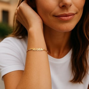 Gold Mama Bracelet for Mom Dainty Custom Name Jewelry Minimalist Gift for Mother Mama Word Chain Bracelet Mother&#39;s Day Gift for Her