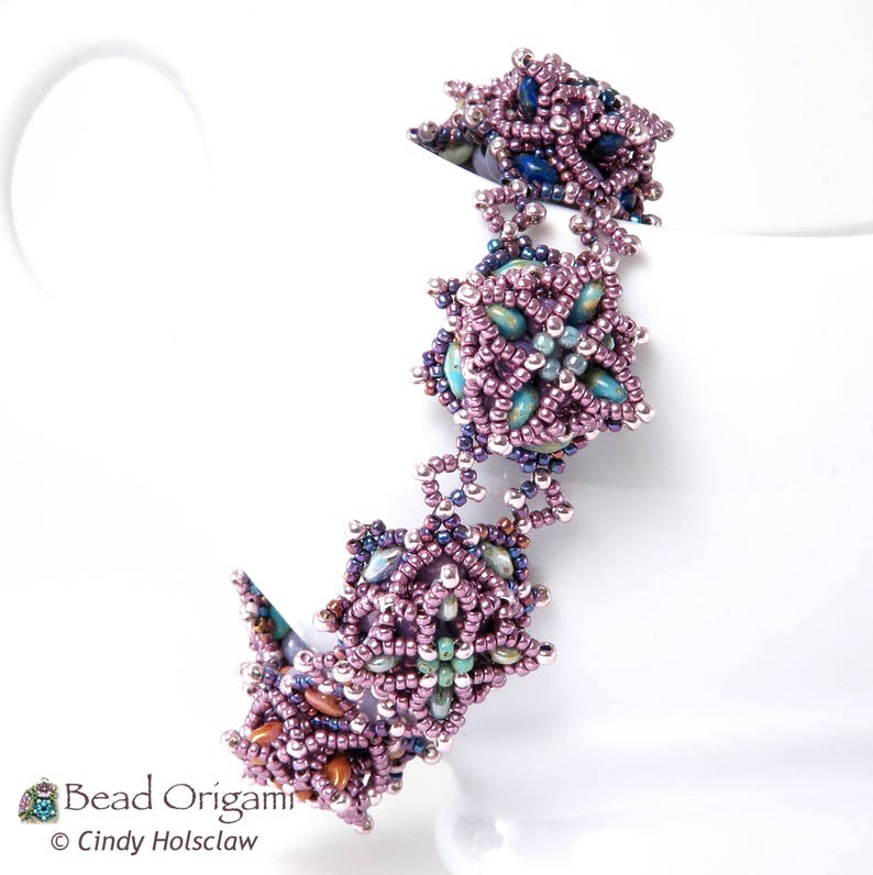 TUTORIAL Little Crowns Bracelet with SuperDuo beads PDF Pattern Only image 4