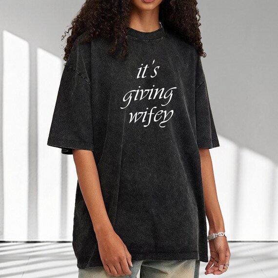 Its Giving Wifey T-shirt,custom Bride to Be Shirt, Newlywed Tee