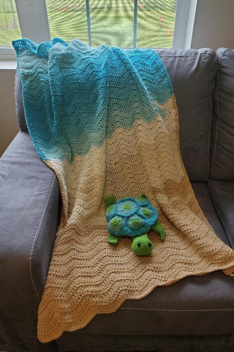 Beachy Blanket with Plushy Turtle or Starfish toy 36 x 48 inches