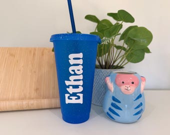 Vaso reutilizable azul oscuro con pajita / Vaso personalizado para bebidas frías / Vaso con purpurina / Personalizable - Cumpleaños, fiestas, regalos