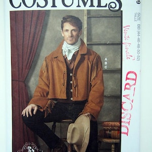 Peut inclure: Patron de costumes McCall's avec un costume de cow-boy. Il comprend une veste à franges marron, un gilet et un chapeau. Le texte "COSTUMES" est en haut. Le patron est conçu et imprimé aux États-Unis. Taille BB (44-46-48-50-52).