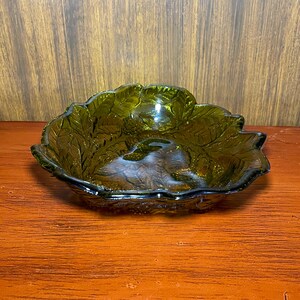 Vintage Olive Green Carnival Indiana Glass Logan Berry Leaves Candy Dish / Bowl
