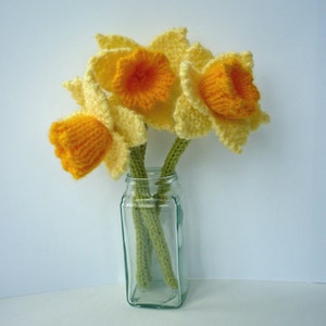 Daffodils Knitting Pattern image 1