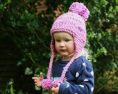 Pom Pom Hat Knitting Pattern - KELSEY