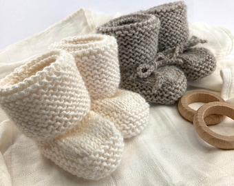 PDF Knitting Pattern for Easy Baby Booties -  Style Me Simple Booties