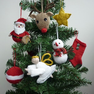 Christmas Decorations Knitting Pattern image 1