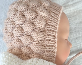 Baby Bonnet Knitting Pattern - BUBBLE BONNET