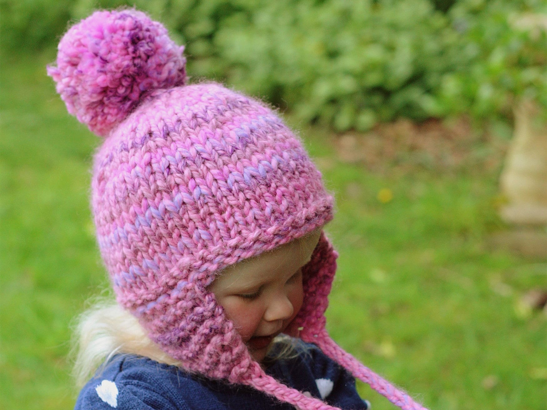 Child s earflap hotsell hat knitting pattern