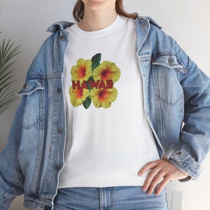 Hawaii Hibiscus Flower T-Shirt: Tropical Graphic Tee