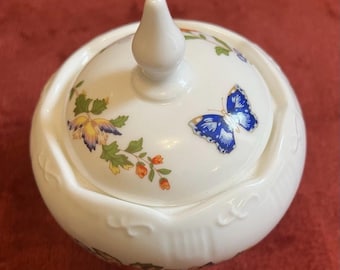 Porcelain Trinket Pot with Lid