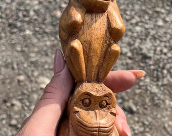 Hand carved in America - Vintage Hear, See, Speak No Evil Totum.