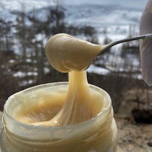White honey, Natural white creamy soft 100% pure raw organic honey harvest 2025 high quality honig miel, turkish natural honey