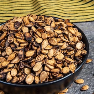 Organic Raw and Unsalted Watermelon Seeds | Unroasted Edible Watermelon Seeds | Natural Watermelon Seeds | High Protein Snacks