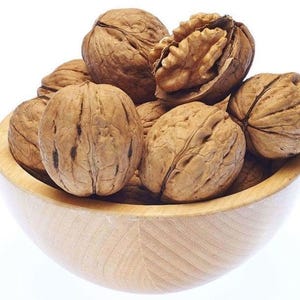 Natural shelled Walnuts | AdditiveFree and Delicious Taste from Nature | Fresh, Raw Walnuts Kernel Superior Quality Superfood&Nuts | Organic