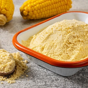 Farine de maïs biologique pure de la mer Noire | Sans OGM | Idéal pour une pâtisserie saine | Fabriqué à partir de maïs cultivé dans le jardin | Idéal pour les recettes nutritives 1000 gram