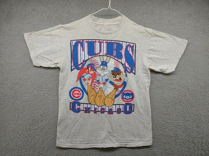 Nike Chicago Cubs Youth Black City Skyline North Side T-Shirt X-Large = 18-20