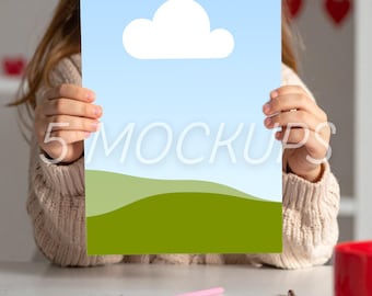 Kinder Valentinstag Papier Mockup Bundle, Kinder halten Malseite, Canva + JPG