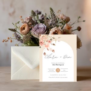 Pacchetto di mockup di biglietti floreali rustici Boho - 15 modelli Canva Drag & Drop - Modificabili in Canva - Mockup eleganti e unici per inviti di nozze