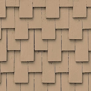Op de afbeelding: Een close-up van een muur bedekt met bruine houten shingles. De shingles zijn in een verspringend patroon gerangschikt, waardoor een textuur ontstaat.